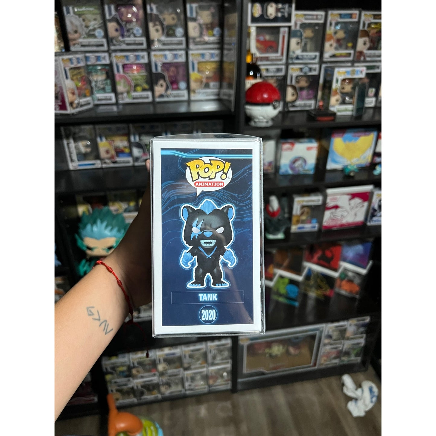 Solo Leveling Tank #2020 Chase Funko Pop Bundle