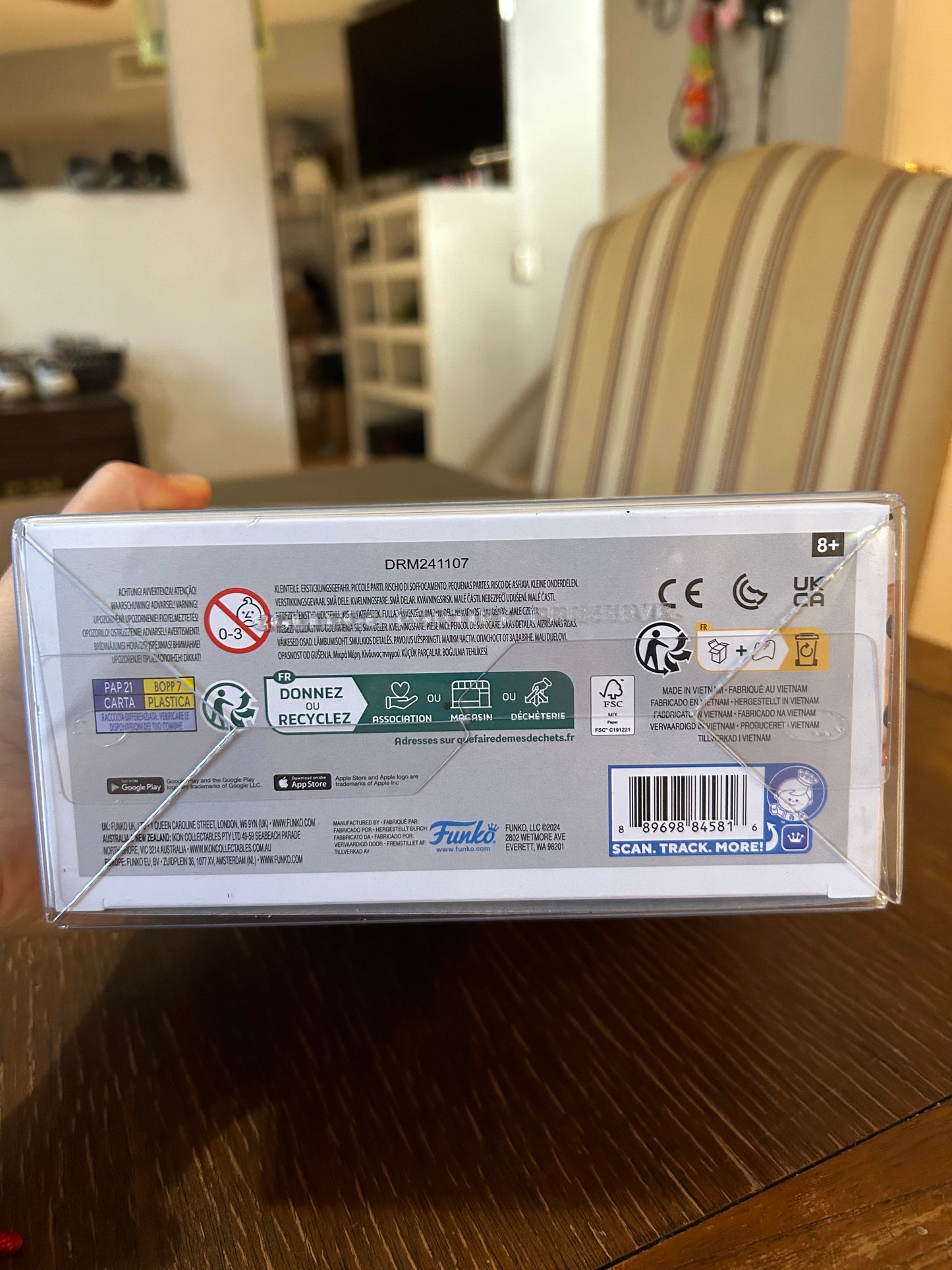 One Piece Nami #1777 (Autographed) Poster Funko Pop