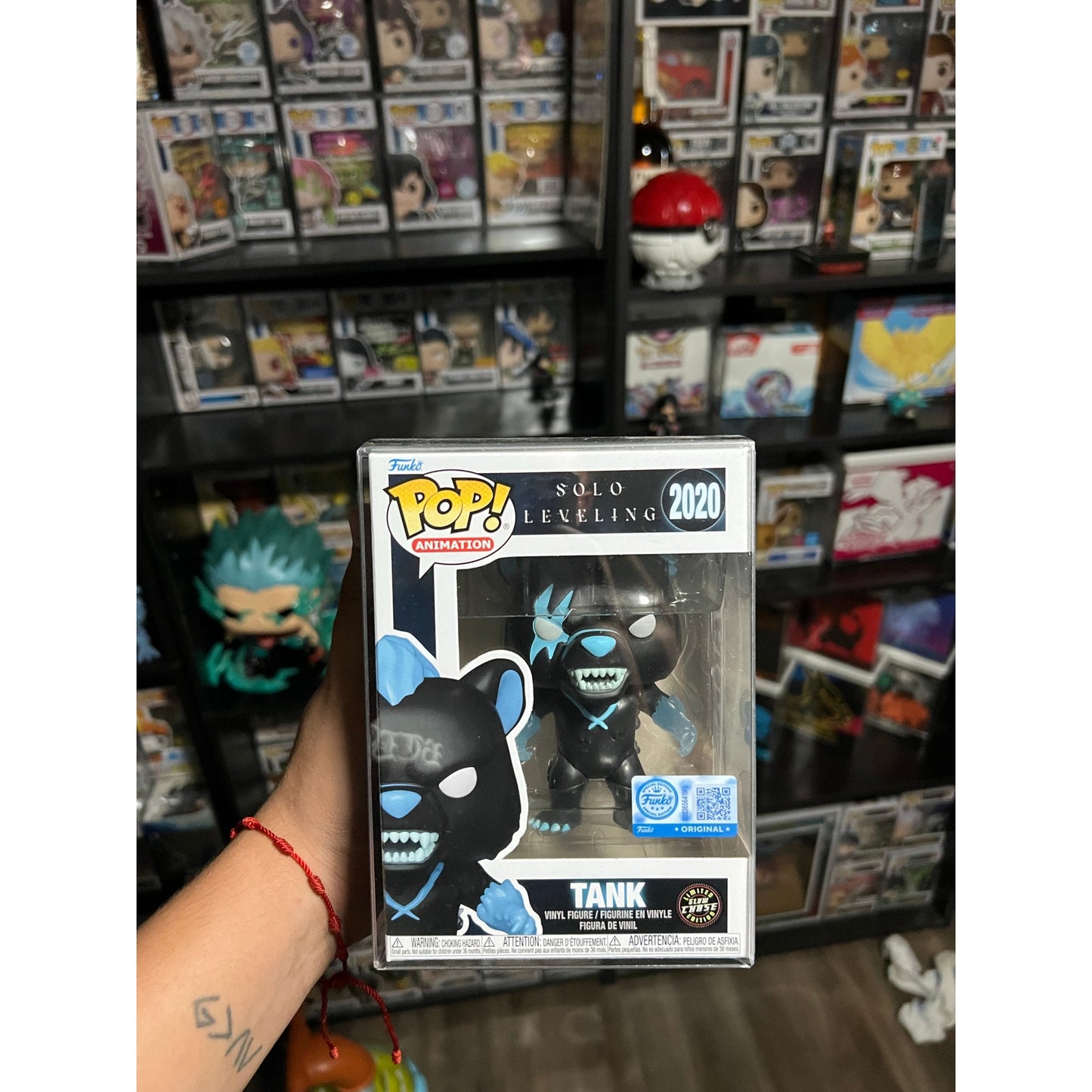 Solo Leveling Tank #2020 Chase Funko Pop Bundle